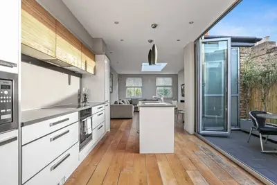 Image de Fabulous South Kensington 2 Bed Flat w Terrace