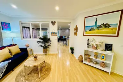 Image de Ocean Breeze Family Getaway - Short drive to Beach, Wineries, Adventure Park