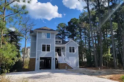 Image de 403 Salt Pond Road, Pond Acres