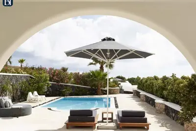 Bh321 - C - Villa Santorini