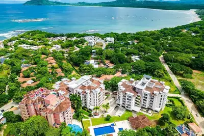 Image de Langosta Beach Ocean View Penthouse w Pool