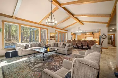 Image de Caldera Springs Retreat with Access to Forest House
