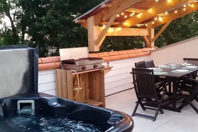 Image de Appartement avec grand rooftop et jacuzzi en toute intimité