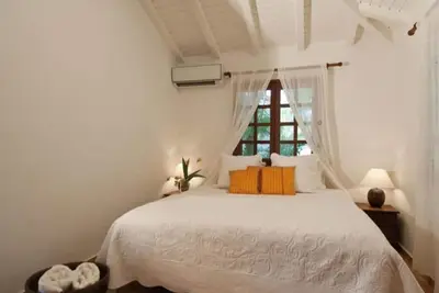 Image de 1 bedroom private vacation home in les trois-ãžlets