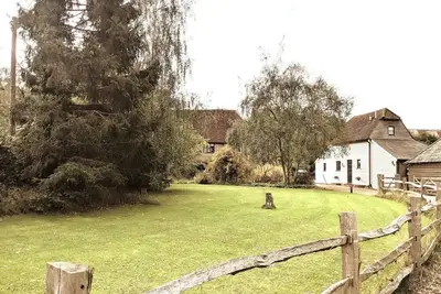 Image de Pass the Keys | The Granary the perfect Country Cottage all year