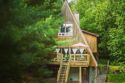 Image de Rustic A-Frame | Hot Tub | Fire pit | Pool Table