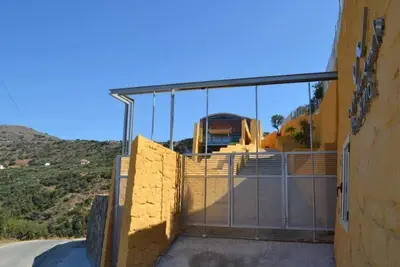 Image de Ravdoucha Epavlis Eleni Villa with pool