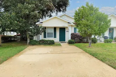 Image de 2 Br Cozy home close to Nas, West Pensacola & Perdido Key