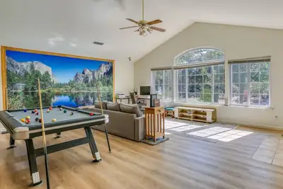 Image de Pet Friendly Mariposa Retreat w/ Spacious Patio!