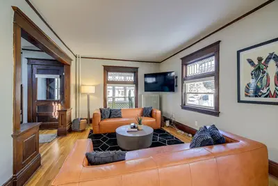 Image de Seven Bedroom Saint Paul Stunner