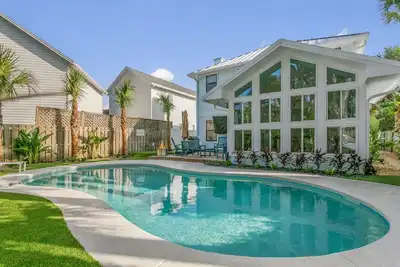 Image de Apres Sea: Private Heated Pool Steps to the Beach