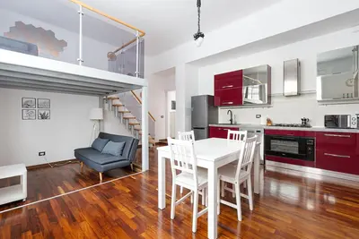 Image de GuestHost - Cosy Apt close to Piazza Insubria