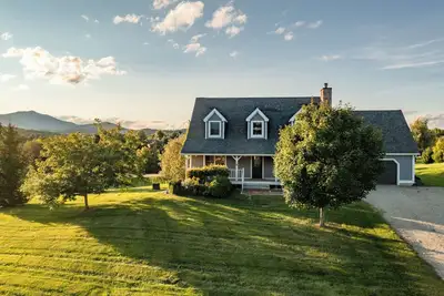 Image de Comfortable & Modern Home close to Stowe