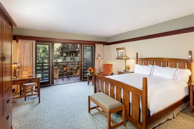 Image de Experience Comfort and Class Combined! 2 Courtyard View Units, Onsite Spa & Pool