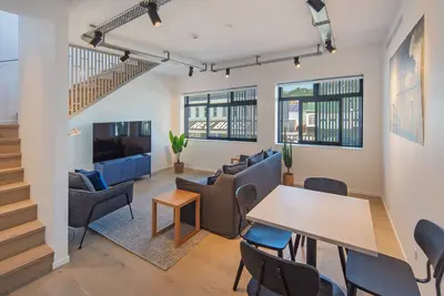 Image de Inner City Apartments - 3 - Beautiful apartment with Rooftop Terrace!