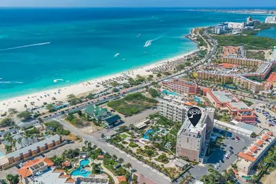 Image de Ocean View Condo at Le Vent 402 by Bocobay