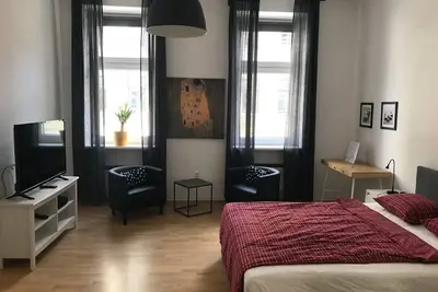 Image de Studio Apartment near Reumanplatz