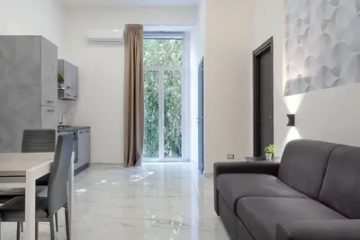 Irooms via Foria 215 Cavour Apartment