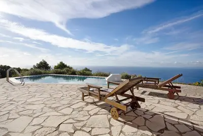 Image de Villa 'Agricultural Anastasia' avec vue sur la mer, piscine privée et terrasse privée