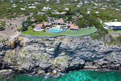 Image de Belle Etoile - Gorgeous cliffside villa with pool and concierge