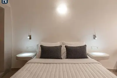 Image de Bh384 - B - Suite Santorini