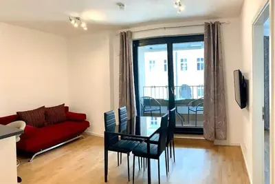 Image de Enjoy new flat in Mitte for couples and families\n