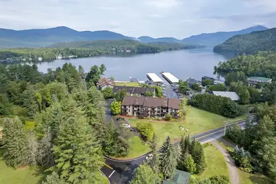 Image de The Harbors: in village, sleeps 5-6, 2 full baths, private parking!
