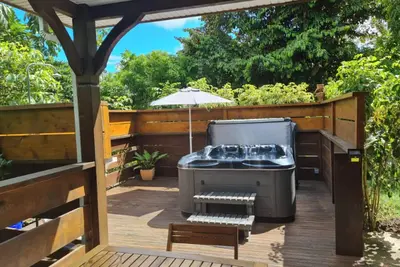 Image de Homerez - Bungalow charmant Ă Le Moule avec piscine et jardin