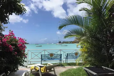 Image de Homerez - Appart. Ă Grand Baie, vue sur la mer.