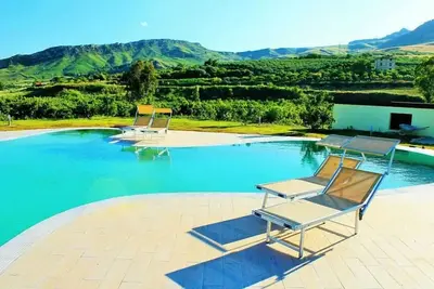 Image de Homerez - Maison à Acquaviva Platani.