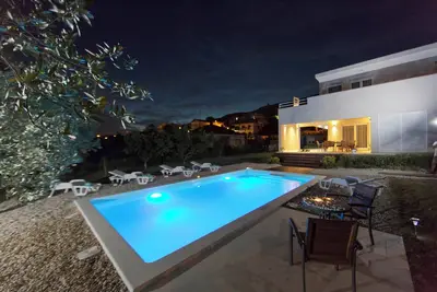 Image de Homerez - Villa spacieuse à Solin, piscine privée