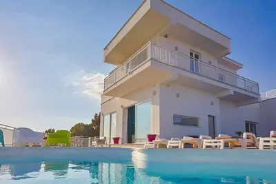 Image de Homerez - Villa luxueuse avec piscine à Favara