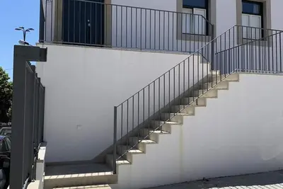 Image de Homerez - Maison à Castelo Branco, balcon and parking.