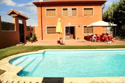 Image de Homerez - Villa de Luxe Ă Cerezo de Mohernando avec Piscine