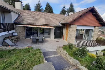 Image de Homerez - Maison spacieuse à Langogne, jardin