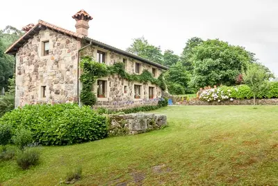 Image de Homerez - Maison de charme Ă Calgar avec vue sur lac