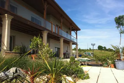 Image de Homerez - Appt à Catonvielle avec piscine