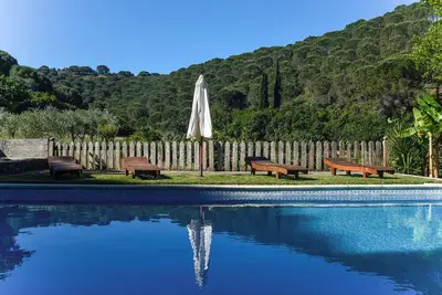 Image de Homerez - Maison charmante à Porto de Mós avec piscine partagée
