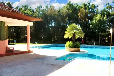 Image de Homerez - Maison Ă Islantilla, vue piscine.