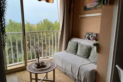 Image de Homerez - Appartement à Bandol avec vue sur la mer.