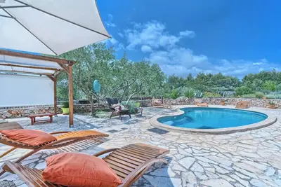 Image de Homerez - Maison spacieuse avec piscine privée à Stari Grad