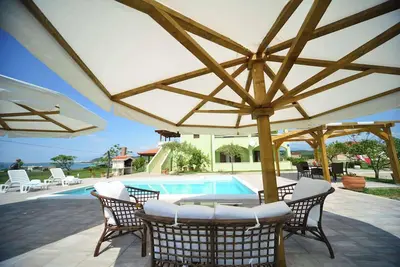 Image de Homerez - Appartement avec vue mer, piscine, Ljubač, 32 m²