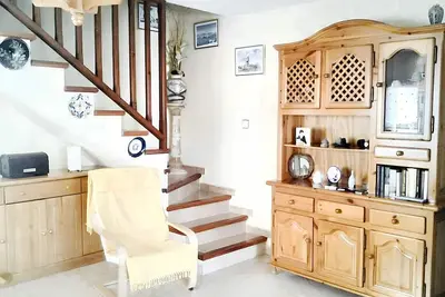 Image de Homerez - Maison ensoleillée à Creixell avec terrasse et parking