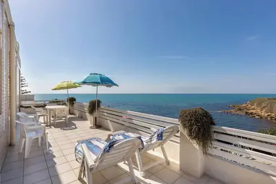 Image de Homerez - Appartement Punta Braccetto, vue sur la mer