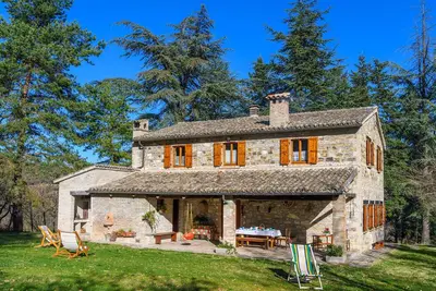 Image de Belle maison de 4 chambres à Acqualagna