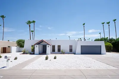 Image de Villa Mykonos~Remodeled Scottsdale Getaway