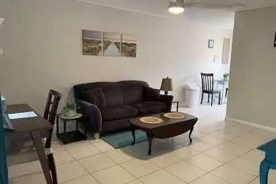 Image de Cozy 2 bedroom1 bath near Npb and Jupiter