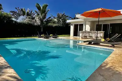 Casa Coco-Pais Rooftop, Oceanview Premium 3 Master @ Casa Linda