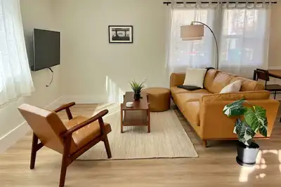 Image de Newly Renovated! Sound Breeze Guest Suite