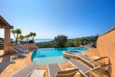 Image de Villa vue mer avec piscine Les Issambres